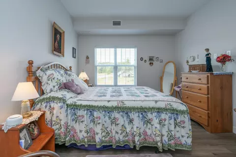 Bedroom - 7084 Glory Rd #105, Baxter, MN 56425 photo 3 of 4