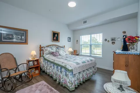 Bedroom - 7084 Glory Rd #105, Baxter, MN 56425 photo 2 of 4
