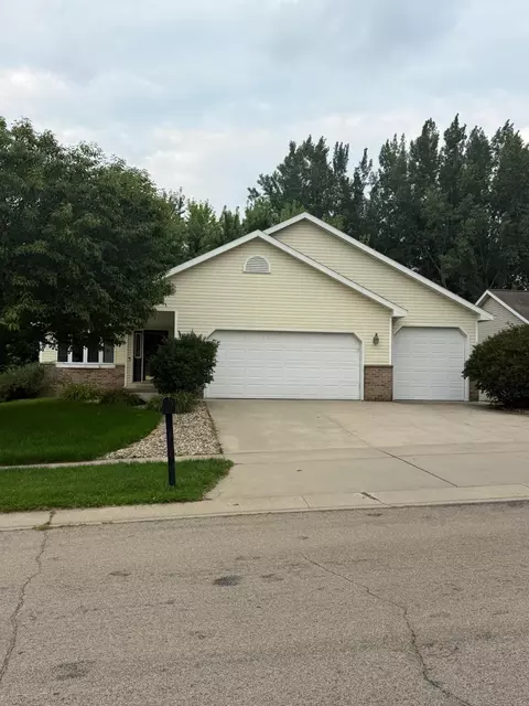 3514 42nd St NW, Rochester, MN 55901
