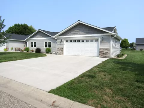 239 Mooney Cir, Granite Falls, MN 56241