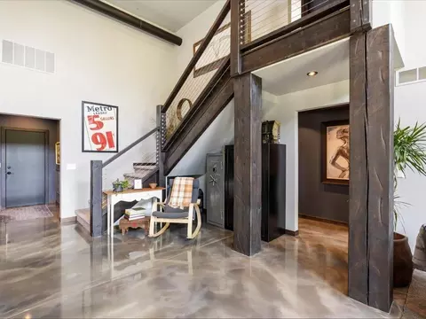 Entry Way - 6847 Thesing Rd, Brainerd, MN 56401 photo 3 of 3