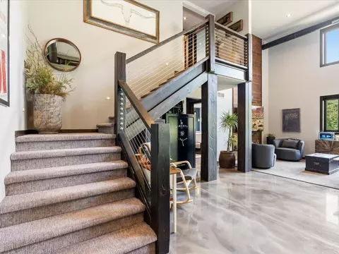 Entry Way - 6847 Thesing Rd, Brainerd, MN 56401 photo 2 of 3