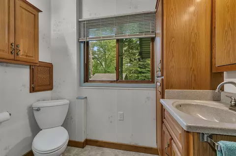 Bath - 21307 Agate Beach Rd, Saint Cloud, MN 56301 photo 2 of 2