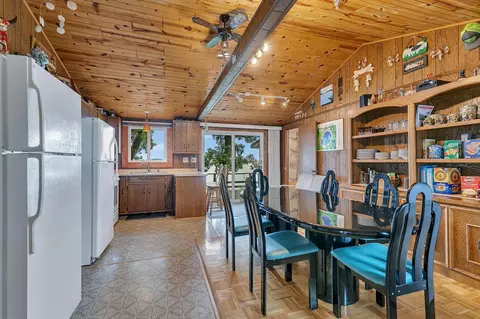 Dining - 21307 Agate Beach Rd, Saint Cloud, MN 56301 photo 1 of 3