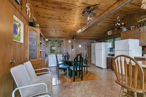 Dining - 21307 Agate Beach Rd, Saint Cloud, MN 56301 photo 3 of 3