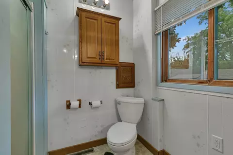 Bath - 21307 Agate Beach Rd, Saint Cloud, MN 56301 photo 1 of 2