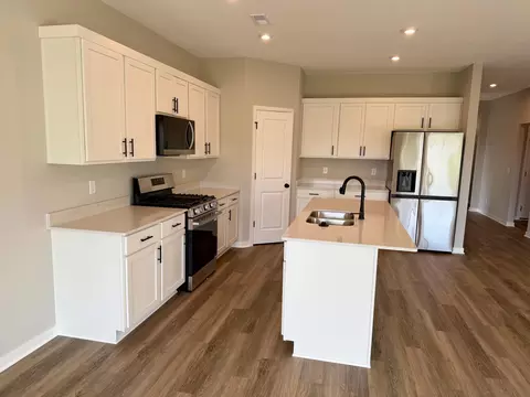 Kitchen - 1888 Aster Ct, Buffalo, MN 55313 photo 2 of 3