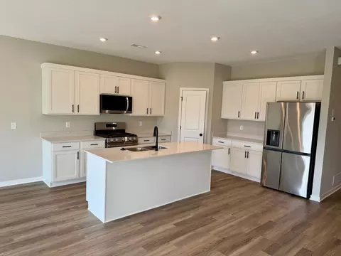 Kitchen - 1888 Aster Ct, Buffalo, MN 55313 photo 1 of 3