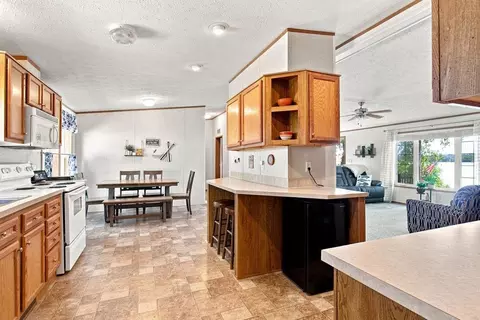 Kitchen - 65531 216th St, Darwin, MN 55324 photo 1 of 4