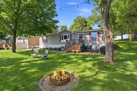 Exterior - 65531 216th St, Darwin, MN 55324 photo 8 of 9