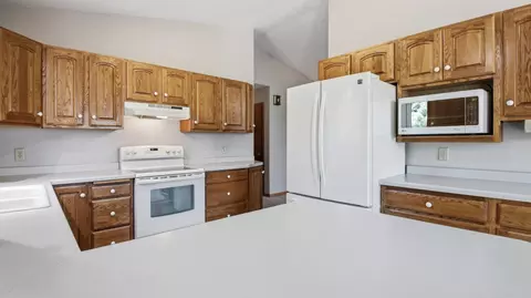 Kitchen - 2333 8th Ave, Chetek, WI 54728 photo 4 of 5