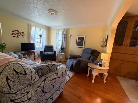 Living - 428 E Rooney Ave, Appleton, MN 56208 photo 1 of 5