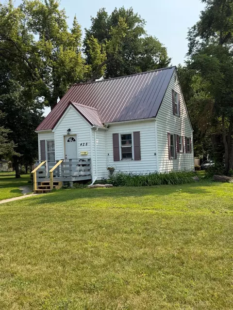 Other - 428 E Rooney Ave, Appleton, MN 56208 photo 2 of 7