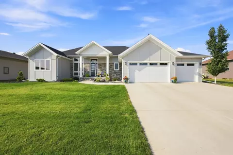 4150 Furnberg Pl S, Fargo, ND 58104