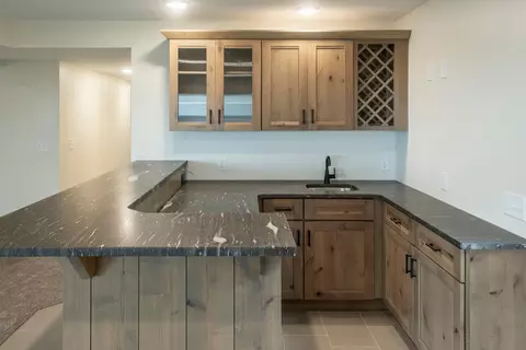 Kitchen - 16296 Tower Dr, Brainerd, MN 56401 photo 16 of 17