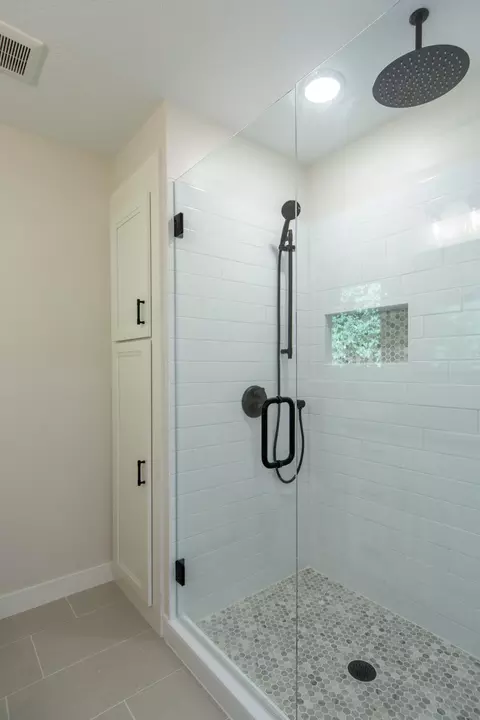 Bath - 16296 Tower Dr, Brainerd, MN 56401 photo 1 of 5