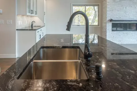 Kitchen - 16296 Tower Dr, Brainerd, MN 56401 photo 11 of 17
