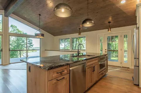 Kitchen - 16296 Tower Dr, Brainerd, MN 56401 photo 8 of 17