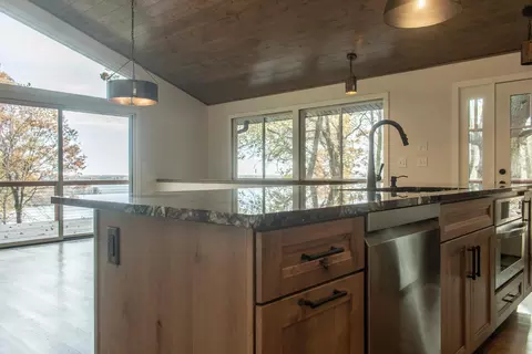 Kitchen - 16296 Tower Dr, Brainerd, MN 56401 photo 10 of 17