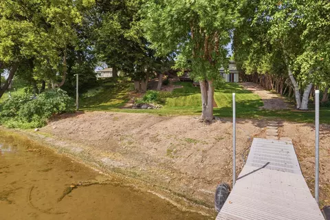 Exterior - 5641 Highway 71 NE, Willmar, MN 56201 photo 2 of 7