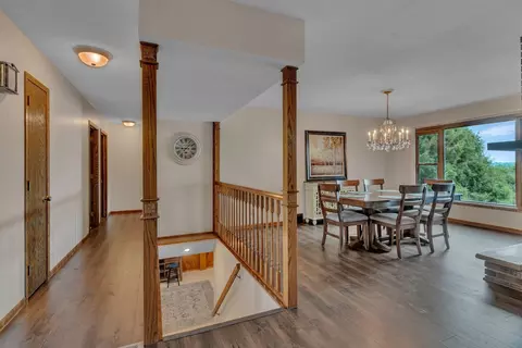 Entry Way - 5641 Highway 71 NE, Willmar, MN 56201 photo 2 of 2