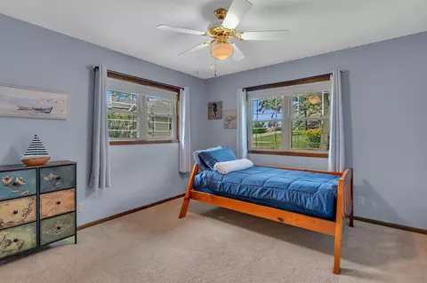 Bedroom - 5641 Highway 71 NE, Willmar, MN 56201 photo 3 of 5