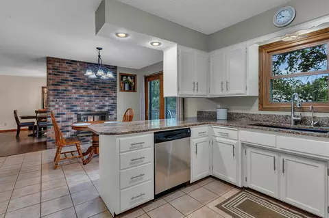 Kitchen - 5641 Highway 71 NE, Willmar, MN 56201 photo 2 of 3