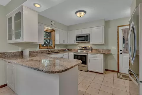 Kitchen - 5641 Highway 71 NE, Willmar, MN 56201 photo 1 of 3