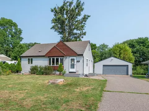 6828 51st Pl N, Crystal, MN 55428