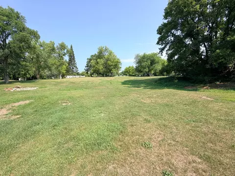 512 E Main Ave, Frazee, MN 56544 photo 8