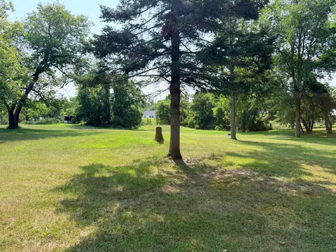 512 E Main Ave, Frazee, MN 56544 photo 3
