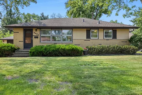 3407 Woodbine Ln N, Brooklyn Center, MN 55429
