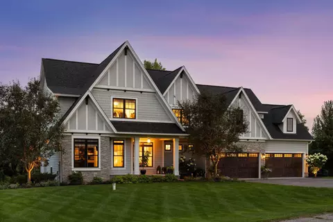 2735 Deer Run Trl E, Orono, MN 55356