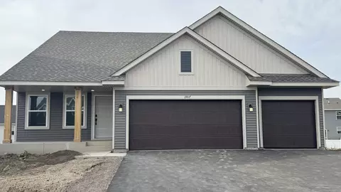 1907 Dogwood Ct, Carver, MN 55315