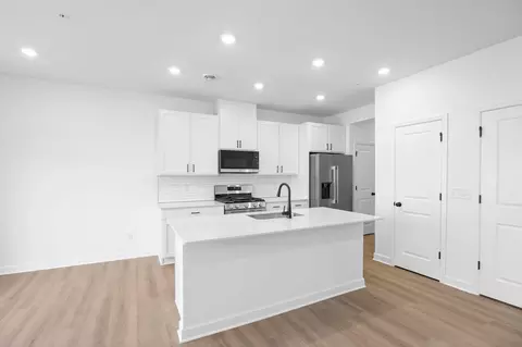 Kitchen - 19951 62nd Pl, Corcoran, MN 55340 photo 1 of 2