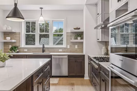Kitchen - 163 2nd St, Excelsior, MN 55331 photo 2 of 4