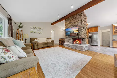 Living - 17 9th Ave SE, Faribault, MN 55021 photo 2 of 3