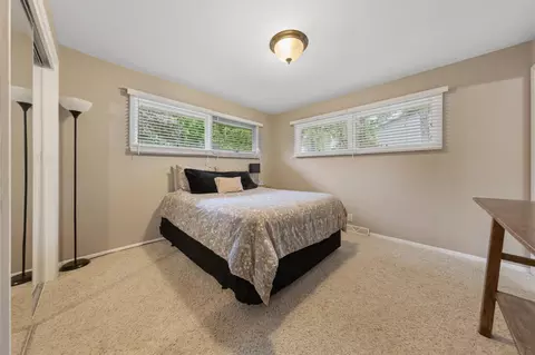 Bedroom - 17 9th Ave SE, Faribault, MN 55021 photo 1 of 9