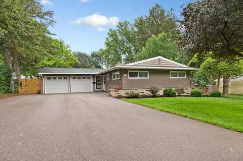 Exterior - 17 9th Ave SE, Faribault, MN 55021 photo 2 of 14