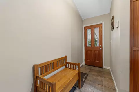 Entry Way - 17 9th Ave SE, Faribault, MN 55021 photo 1 of 3