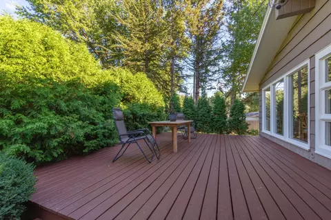 Exterior - 17 9th Ave SE, Faribault, MN 55021 photo 8 of 14