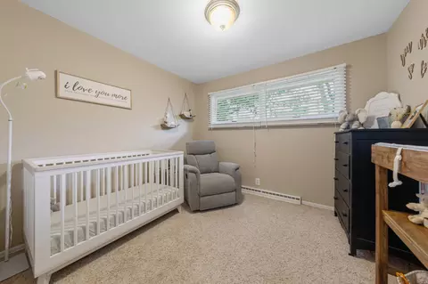 Bedroom - 17 9th Ave SE, Faribault, MN 55021 photo 6 of 9
