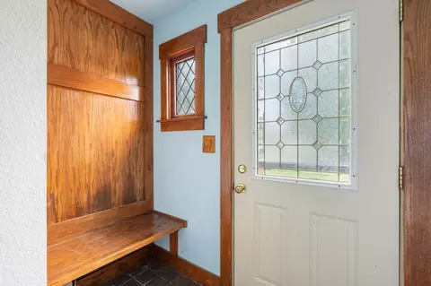 Entry Way - 2209 6th St NW, Austin, MN 55912 photo 3 of 3