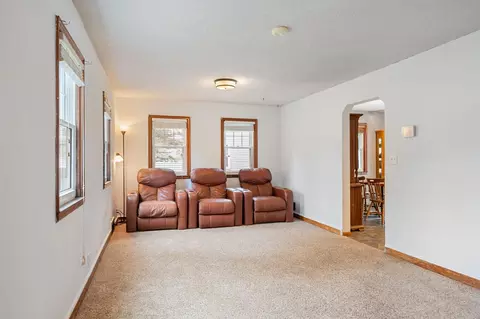 Living - 2209 6th St NW, Austin, MN 55912 photo 4 of 5