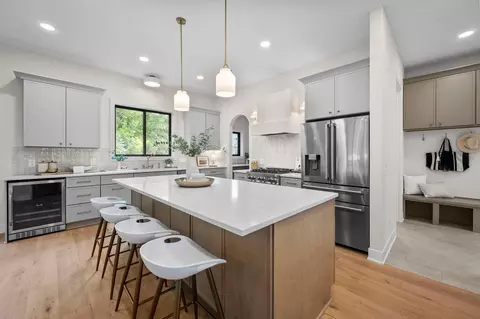 5801 Fairfax Ave, Edina, MN 55424