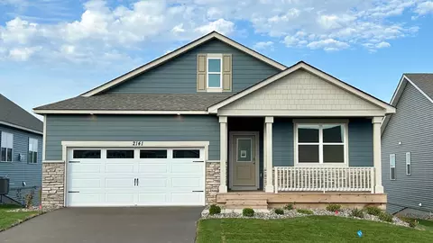 2141 Bluff Heights Dr, Shakopee, MN 55379