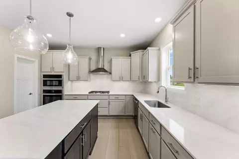 Kitchen - 20008 67th Ave, Corcoran, MN 55340 photo 1 of 2