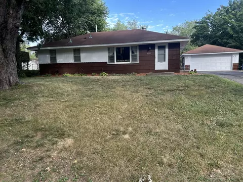 10213 Wentworth Ave S, Bloomington, MN 55420