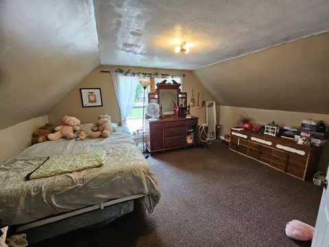 Bedroom - 107 2nd Ave E, Lamberton, MN 56152 photo 2 of 3