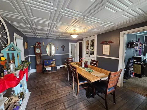 Dining - 107 2nd Ave E, Lamberton, MN 56152 photo 1 of 3